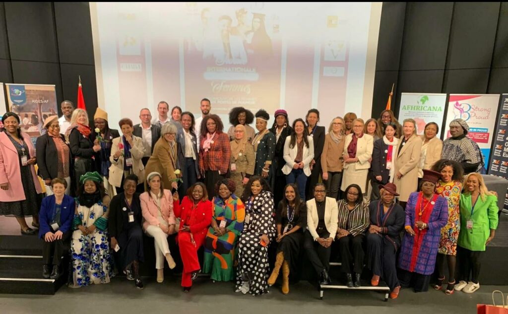 Be strong & proud : 50 femmes inspirantes réunies pour partager leur expérience